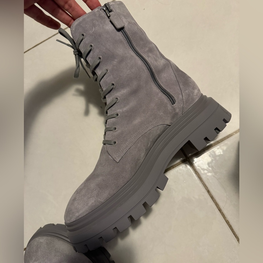 Stuart Weitzman Suede Boots - image 7